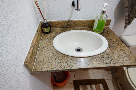 Casa de condomínio à venda com 520m², 6 quartos e 3 vagas Casa de condomínio à venda com 520m², 6 quartos e 3 vagasimovel externo - banheiro