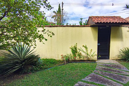 Casa de condomínio à venda com 520m², 6 quartos e 3 vagas Casa de condomínio à venda com 520m², 6 quartos e 3 vagasentrada do imovel