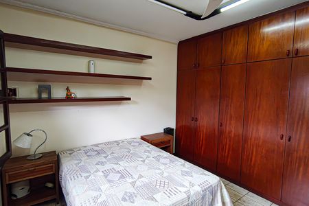 Casa de condomínio à venda com 520m², 6 quartos e 3 vagas Casa de condomínio à venda com 520m², 6 quartos e 3 vagasquarto 3 suite