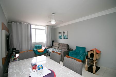 Sala de apartamento à venda com 2 quartos, 82m² em Vila das Palmeiras, Guarulhos
