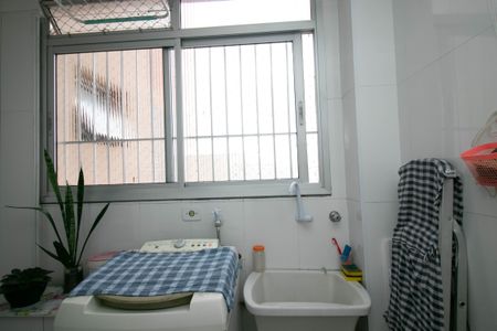 Apartamento à venda com 82m², 2 quartos e 1 vaga Apartamento à venda com 82m², 2 quartos e 1 vagaÁrea de Serviço