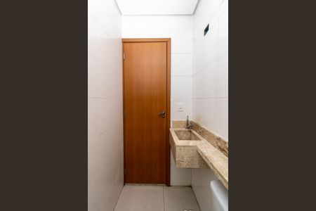 Apartamento para alugar com 39m², 2 quartos e sem vaga Apartamento para alugar com 39m², 2 quartos e sem vagaBanheiro