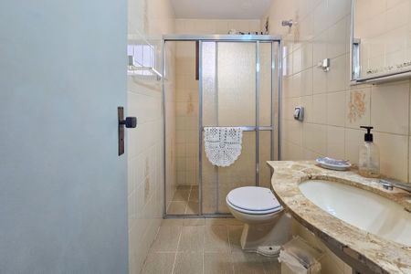 Apartamento para alugar com 120m², 3 quartos e 1 vaga Apartamento para alugar com 120m², 3 quartos e 1 vagaBanheiro da Suíte