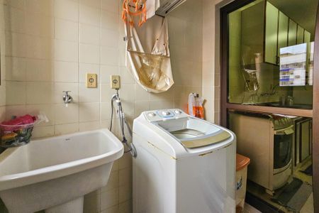 Apartamento para alugar com 120m², 3 quartos e 1 vaga Apartamento para alugar com 120m², 3 quartos e 1 vagaÁrea de serviço