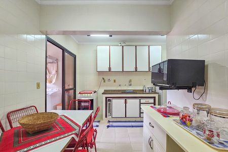 Apartamento para alugar com 120m², 3 quartos e 1 vaga Apartamento para alugar com 120m², 3 quartos e 1 vagaCozinha