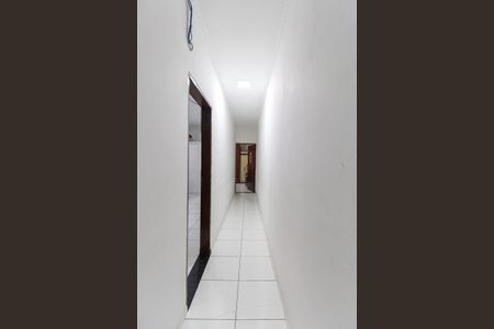 Casa à venda com 223m², 4 quartos e 2 vagas Casa à venda com 223m², 4 quartos e 2 vagasCorredor