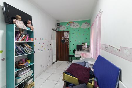 Casa à venda com 223m², 4 quartos e 2 vagas Casa à venda com 223m², 4 quartos e 2 vagasQuarto 2