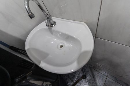 Casa à venda com 223m², 4 quartos e 2 vagas Casa à venda com 223m², 4 quartos e 2 vagasBanheiro de Serviço