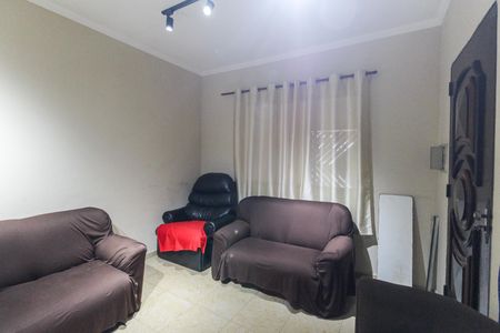 Casa à venda com 223m², 4 quartos e 2 vagas Casa à venda com 223m², 4 quartos e 2 vagasSala