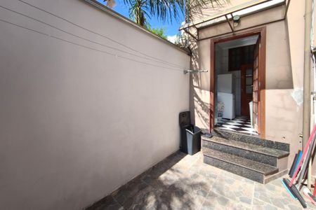 Casa para alugar com 287m², 4 quartos e 4 vagasQuintal