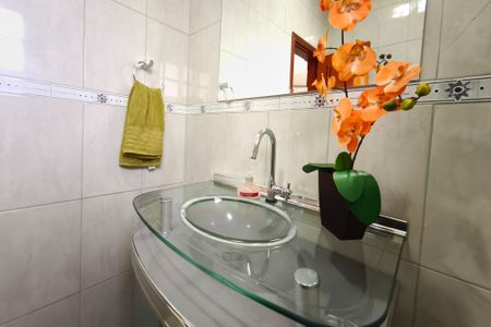 Casa para alugar com 287m², 4 quartos e 4 vagasLavabo