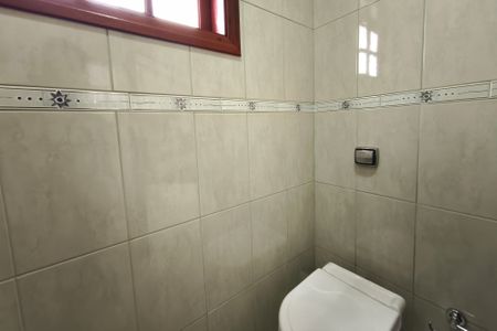 Casa para alugar com 287m², 4 quartos e 4 vagasLavabo