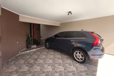 Casa para alugar com 287m², 4 quartos e 4 vagasQuintla - Garagem