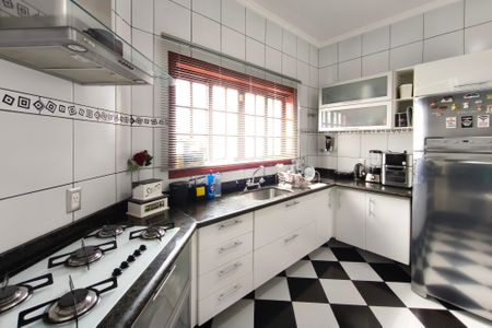 Casa para alugar com 287m², 4 quartos e 4 vagasCozinha