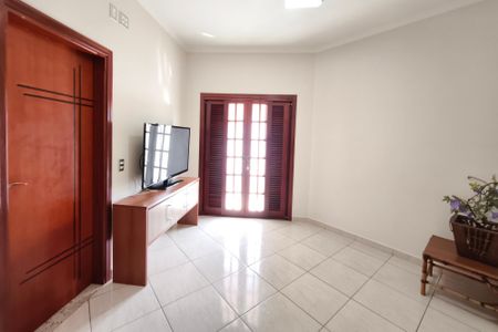 Casa para alugar com 287m², 4 quartos e 4 vagasBanheiro Americano