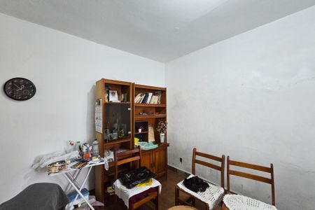 Casa à venda com 280m², 4 quartos e 10 vagas Casa à venda com 280m², 4 quartos e 10 vagasSala