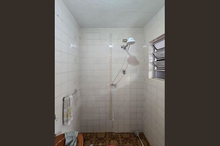 Casa à venda com 280m², 4 quartos e 10 vagas Casa à venda com 280m², 4 quartos e 10 vagasBanheiro de serviço