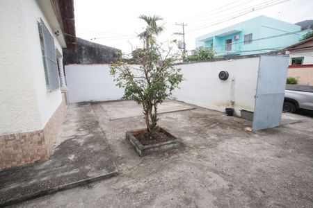 Casa à venda com 190m², 3 quartos e 5 vagasQuintal