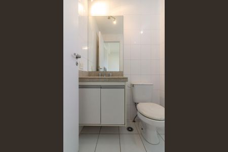 Apartamento para alugar com 138m², 3 quartos e 3 vagas Apartamento para alugar com 138m², 3 quartos e 3 vagasBanheiro da Suíte 3
