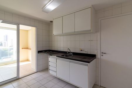 Apartamento para alugar com 138m², 3 quartos e 3 vagas Apartamento para alugar com 138m², 3 quartos e 3 vagasCozinha