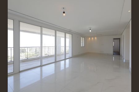 Sala de apartamento para alugar com 3 quartos, 121m² em Jardim Monte Kemel, São Paulo