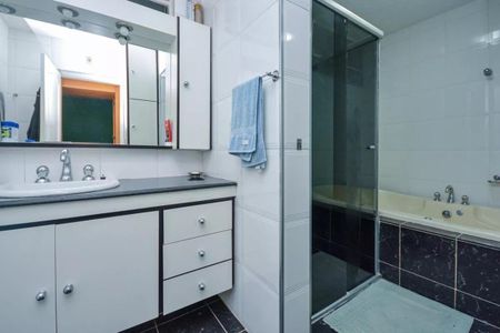 Casa à venda com 171m², 3 quartos e 2 vagas Casa à venda com 171m², 3 quartos e 2 vagasFoto 08