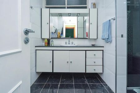 Casa à venda com 171m², 3 quartos e 2 vagas Casa à venda com 171m², 3 quartos e 2 vagasFoto 22