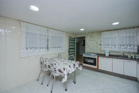 Casa à venda com 171m², 3 quartos e 2 vagas Casa à venda com 171m², 3 quartos e 2 vagasFoto 35