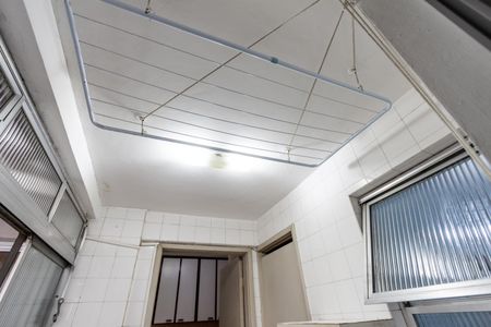 Apartamento à venda com 82m², 2 quartos e 1 vagaÁrea de Serviço