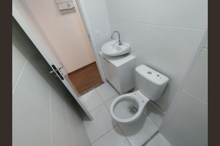 Apartamento para alugar com 40m², 2 quartos e sem vaga Apartamento para alugar com 40m², 2 quartos e sem vagaBanheiro Social