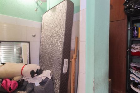 Casa à venda com 180m², 2 quartos e 2 vagas Casa à venda com 180m², 2 quartos e 2 vagasÁrea de Serviço - Quarto e Banheiro de Serviço