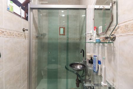 Casa à venda com 180m², 2 quartos e 2 vagas Casa à venda com 180m², 2 quartos e 2 vagasBanheiro - Suíte 1