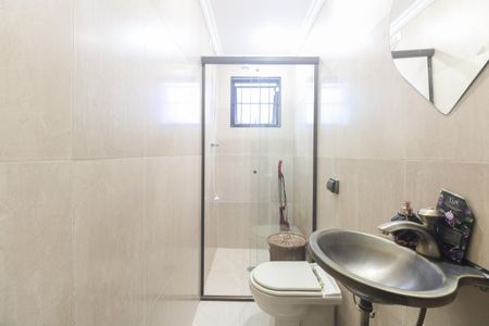 Casa à venda com 180m², 2 quartos e 2 vagas Casa à venda com 180m², 2 quartos e 2 vagasBanheiro Social