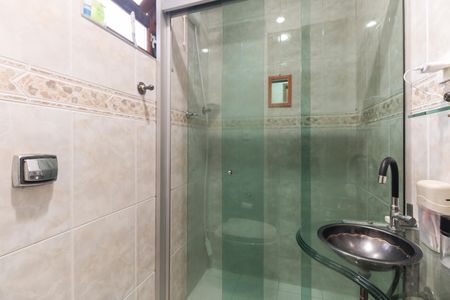 Casa à venda com 180m², 2 quartos e 2 vagas Casa à venda com 180m², 2 quartos e 2 vagasBanheiro - Suíte 1