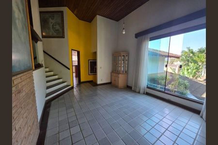 Casa à venda com 3 quartos, 520m² em Itaipu, Niterói