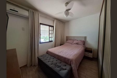 Casa à venda com 2 quartos, 76m² em Itaipu, Niterói