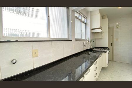 Apartamento à venda com 2 quartos, 75m² em Icaraí, Niterói