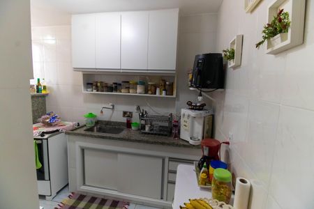 Apartamento para alugar com 50m², 2 quartos e sem vaga Apartamento para alugar com 50m², 2 quartos e sem vagaCozinha e Área de Serviço