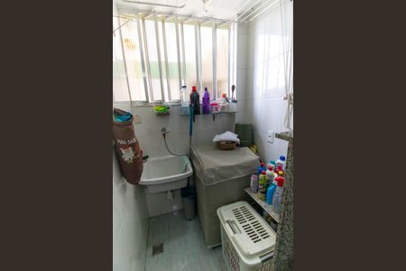 Apartamento para alugar com 50m², 2 quartos e sem vaga Apartamento para alugar com 50m², 2 quartos e sem vagaCozinha e Área de Serviço