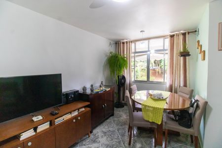 Sala de apartamento para alugar com 2 quartos, 50m² em Fonseca, Niterói