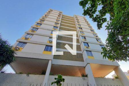 Apartamento para alugar com 80m², 3 quartos e 1 vaga Apartamento para alugar com 80m², 3 quartos e 1 vagaFachada