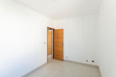 Apartamento para alugar com 80m², 3 quartos e 1 vagaQuarto 2