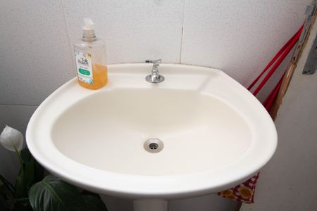 Banheiro de apartamento para alugar com 2 quartos, 58m² em Jardim Iris, São Paulo