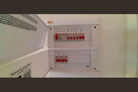 Apartamento para alugar com 38m², 1 quarto e 1 vaga Apartamento para alugar com 38m², 1 quarto e 1 vagaQuadro de Luz