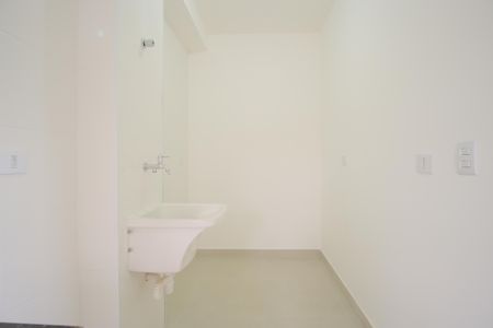 Apartamento à venda com 38m², 2 quartos e sem vagaCozinha e Área de Serviço