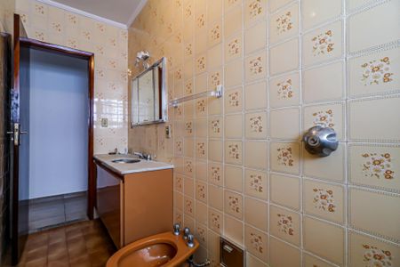 Casa para alugar com 132m², 3 quartos e 2 vagasBanheiro Social