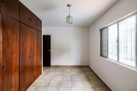 Casa para alugar com 132m², 3 quartos e 2 vagasSuíte 