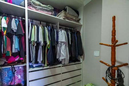 Apartamento à venda com 73m², 3 quartos e 1 vaga Apartamento à venda com 73m², 3 quartos e 1 vagaCloset