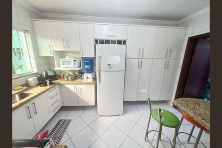 Casa à venda com 3 quartos, 140m² em Vila Bastos, Santo André