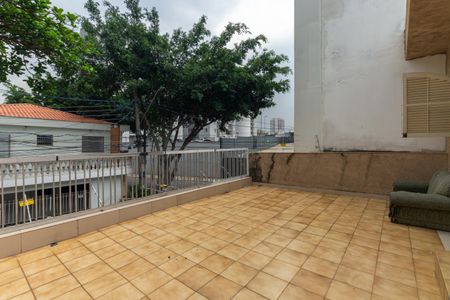 Varanda  de casa à venda com 5 quartos, 300m² em Vila Carrão, São Paulo